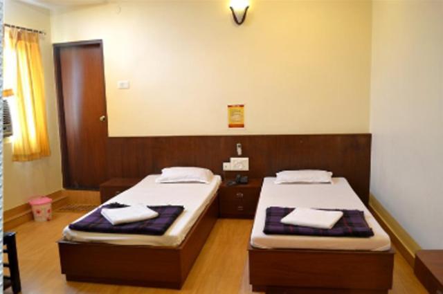 Hotel Kusum Bhilai Zimmer foto